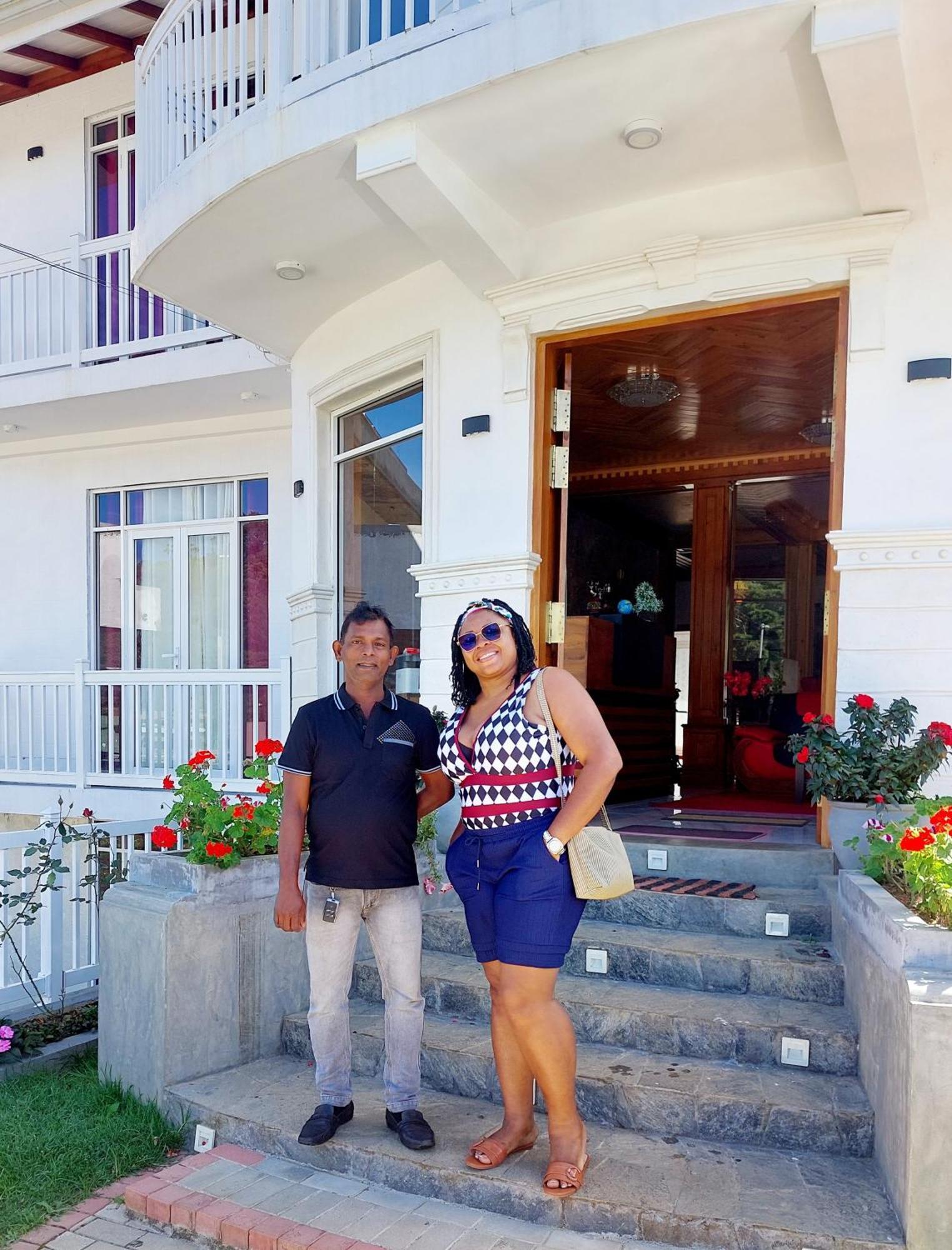 Twin Villa Red نوفارا إيلِيا المظهر الخارجي الصورة